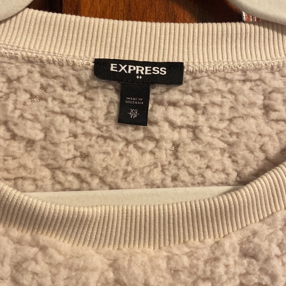 Express Factory Cozy Cropped Cream Sherpa Sweater Pullover Sweatshirt Top XS - Picture 3 of 7